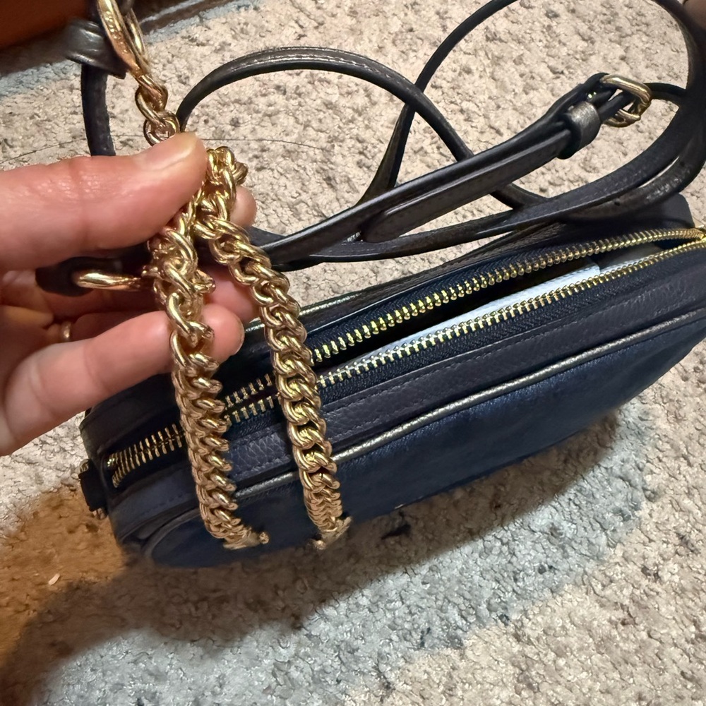 COACH ISLA CHAIN CROSSBODY (COACH F25879)
DENIM MULTI/LIGHT GOLD - Picture 4 of 11